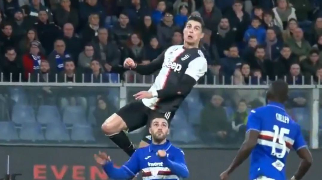 ⁣Cristiano Ronaldo Best Goals Juventus Incredible Header Against Sampdoria